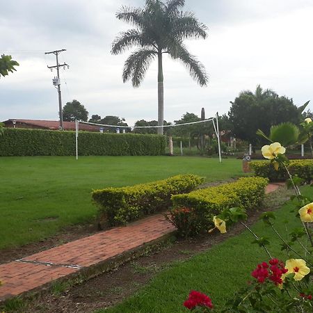 Finca Hotel El Ocaso Quimbaya Buitenkant foto